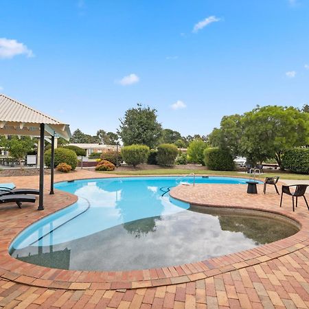 Sundown Villas Symonston Exterior photo
